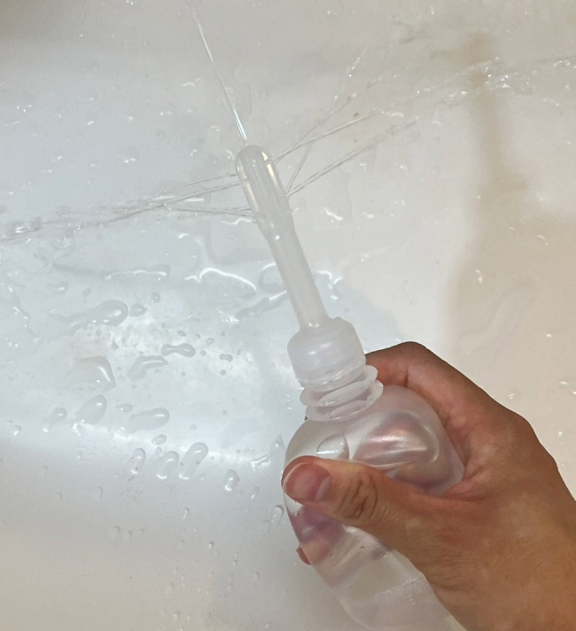 「ダラダラ生理」をスッキリ洗浄!?市販の腟内洗浄アイテム3つを徹底比較!【婦人科医監修】